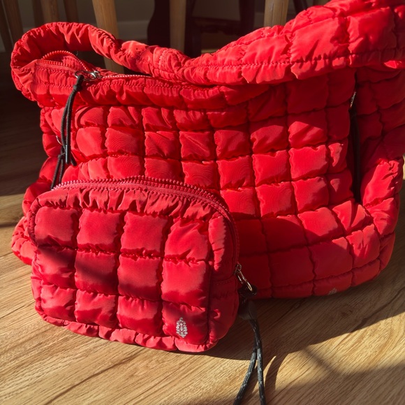 Free People Movement tote & pouch - Picture 3 of 10